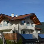 Jaeger Manuela Apartament *